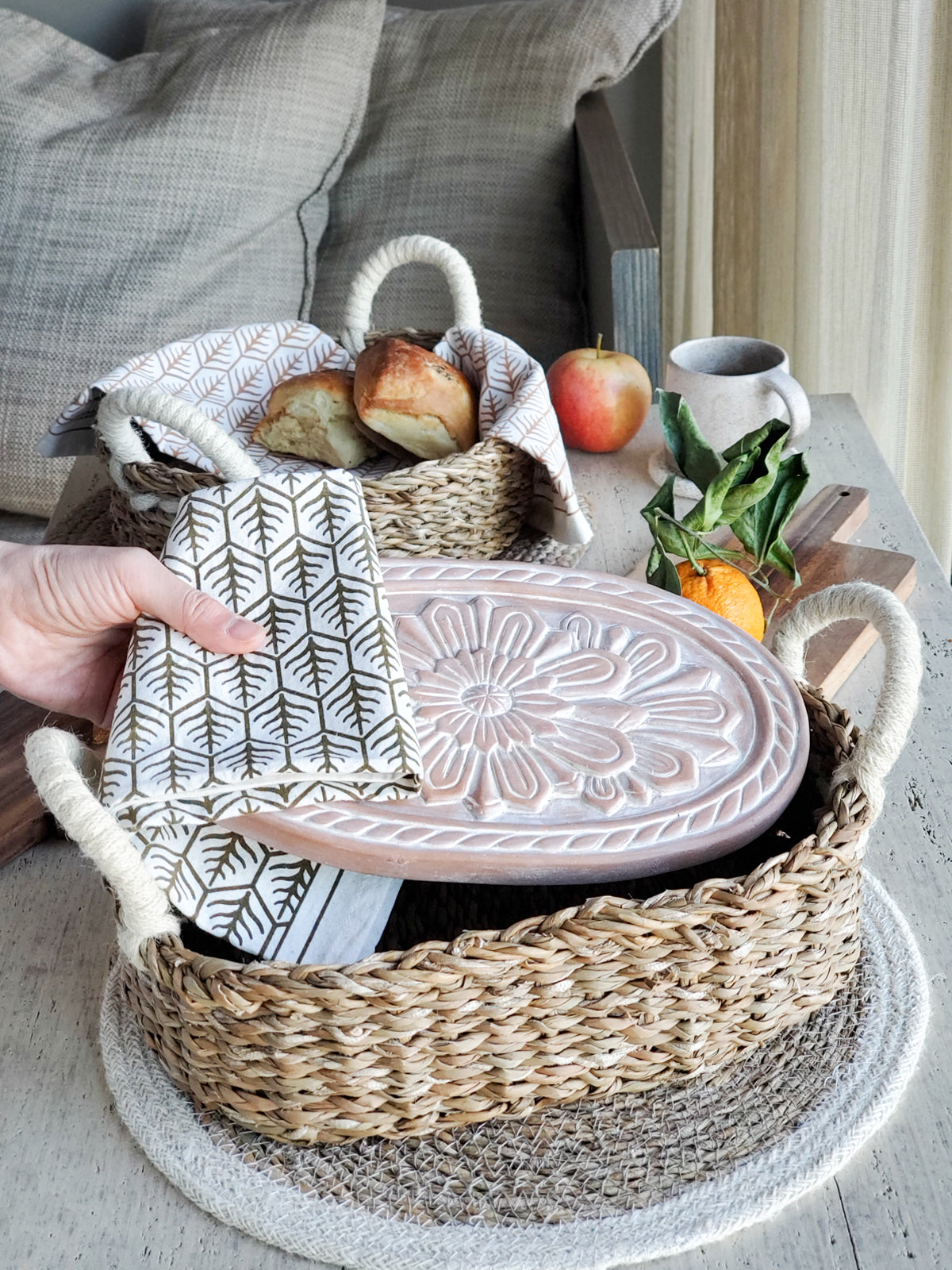 Flower Engraved Bread Warmer & Handwoven Basket Set-1